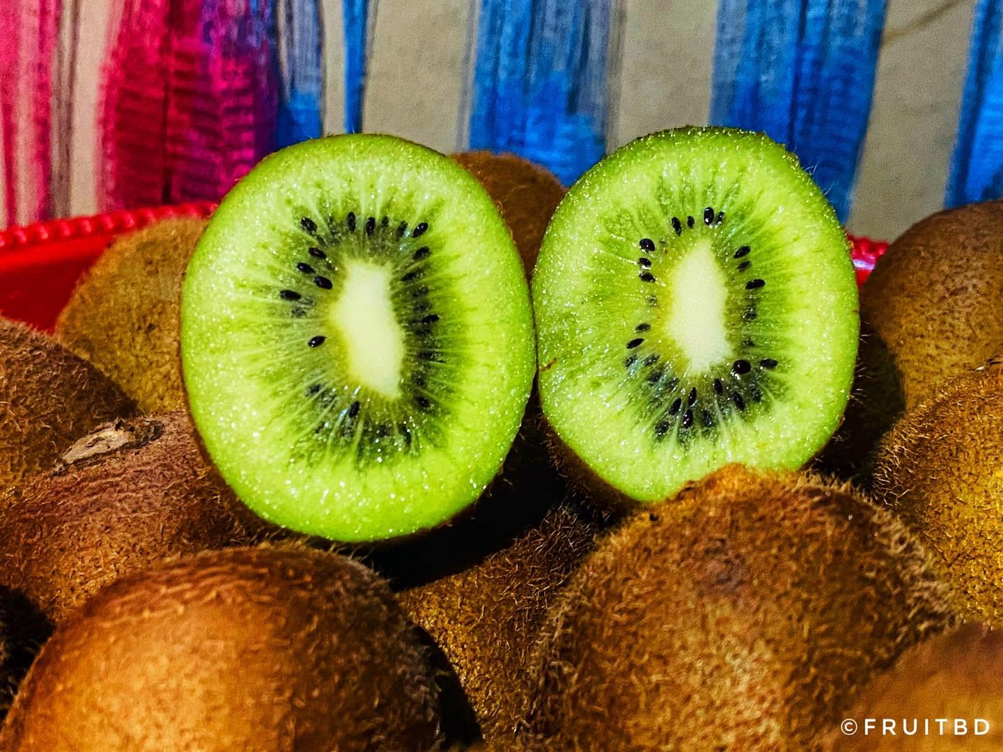 Kiwi Green